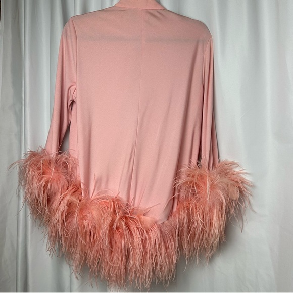 Vintage Pink Peignoir Boudoir Bedroom Jacket w/ Ostrich Feather Trim - Picture 2 of 9
